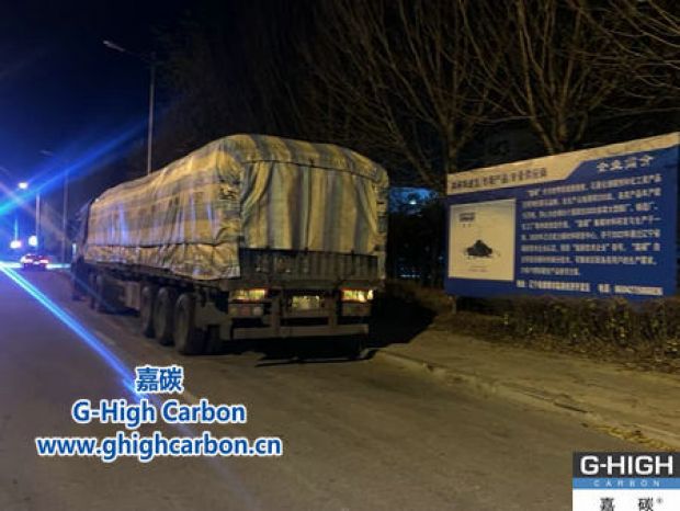 嘉碳今日生產(chǎn)任務(wù)圓滿收官，最后一臺車輛順利發(fā)車